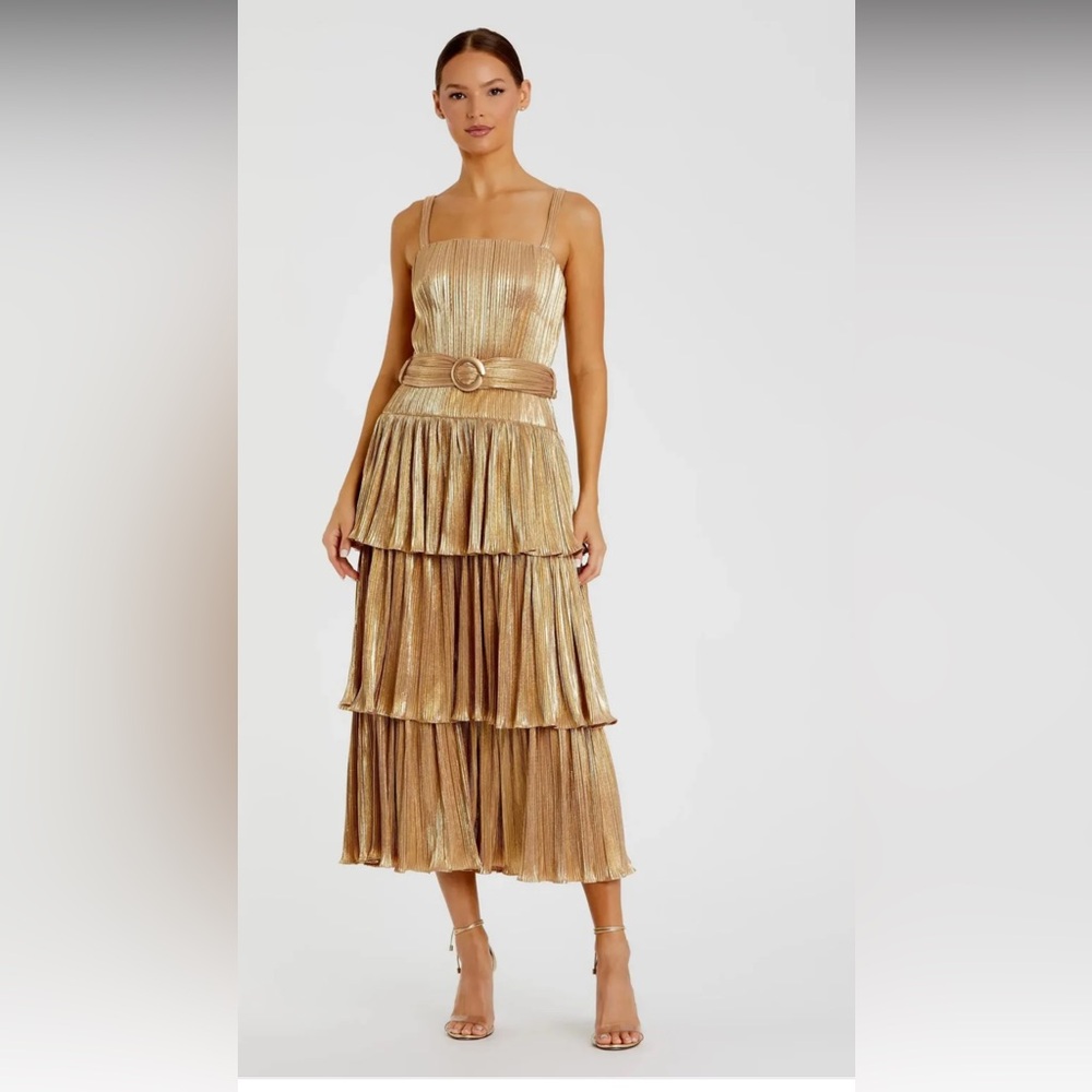 NWT Mac Duggal Ieena Metallic Gold Tiered Dress